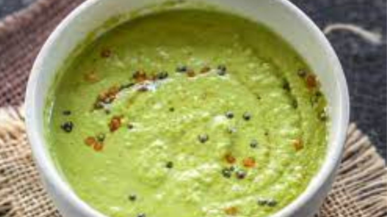 Blended coconut chutney